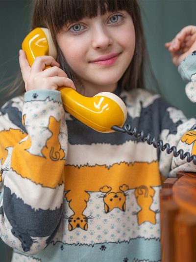 بلوز طرح دنیای گربه‌ ها